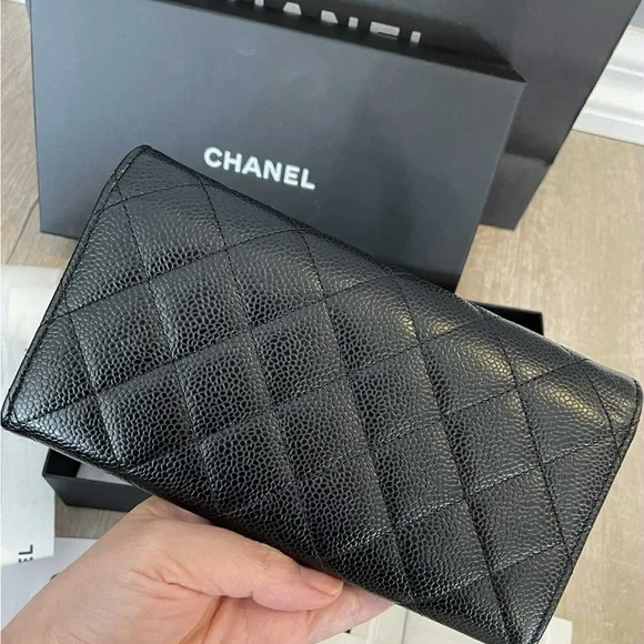 Chanel Black Quilted Leather Chain Bag (Sold on other platform) - Picture 14 of 15
